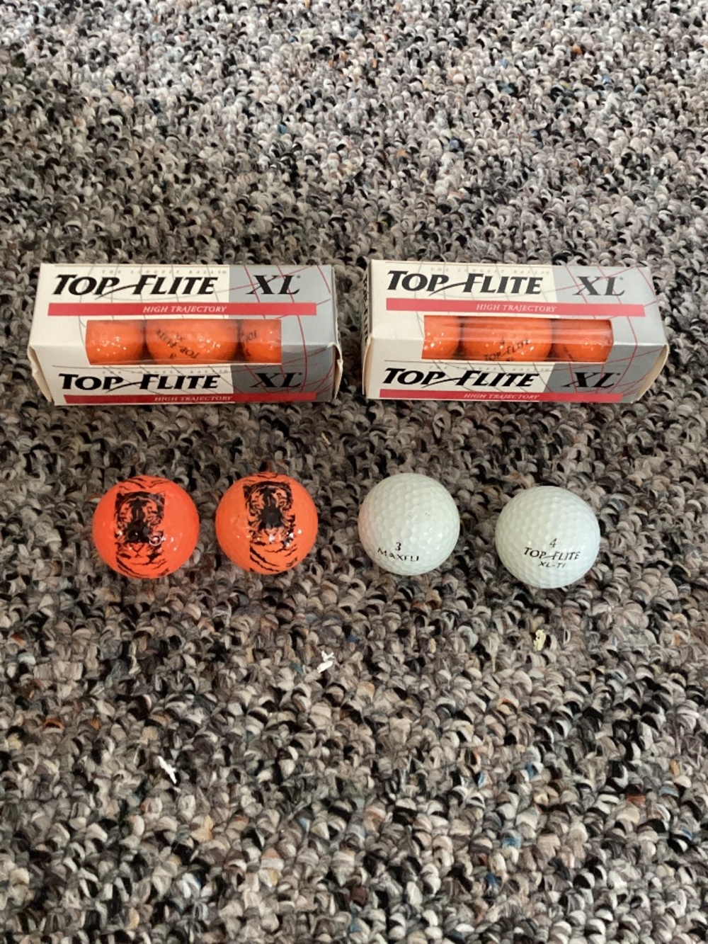 10 Golf Balls